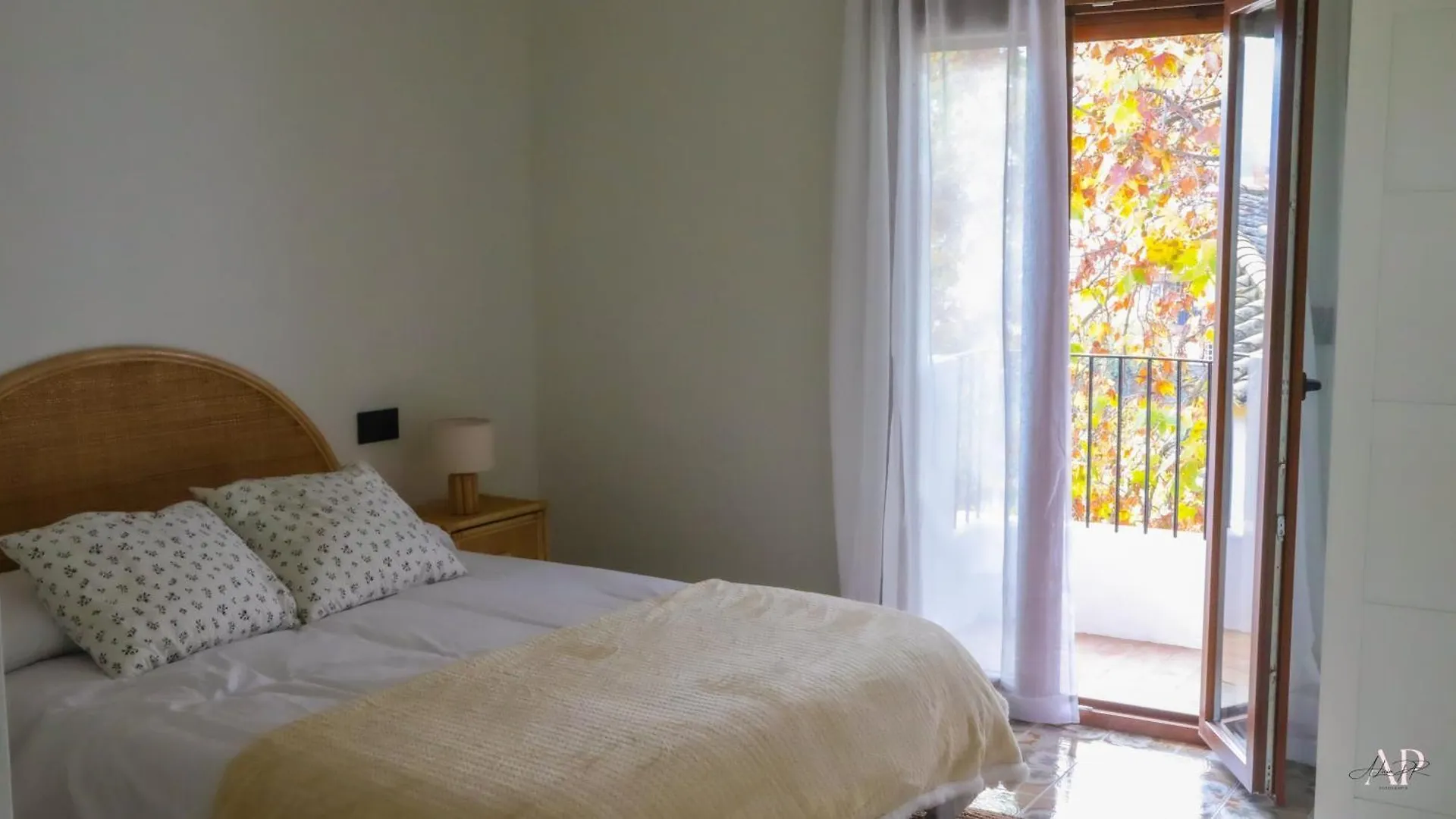 Escapada Rural En La Casa Del Arbol Apartment Tozar
